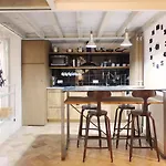 Architecture & Design Home In Triana